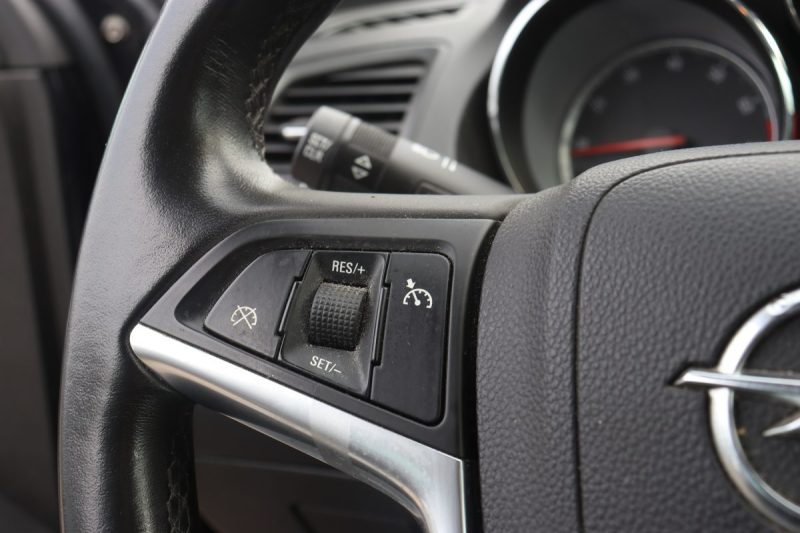 OPEL INSIGNIA SPORTS TOURER  2.0 TURBO COSMO 4X4 