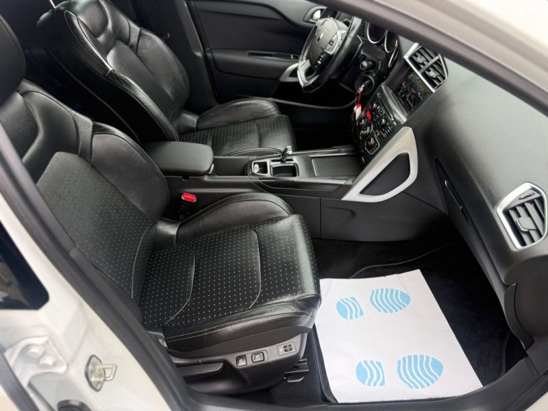 Citroën DS4 1.6 e-HDi 115Ch Airdream So Chic BMP6 - 52 805 km