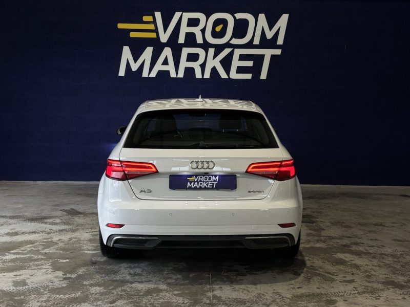 AUDI A3 SPORTBACK E-TRON HYBRIDE 1.4 TFSI 204CV 2017 / VIRTUAL / KEYLESS / CAMERA DE RECUL / CARPLAY