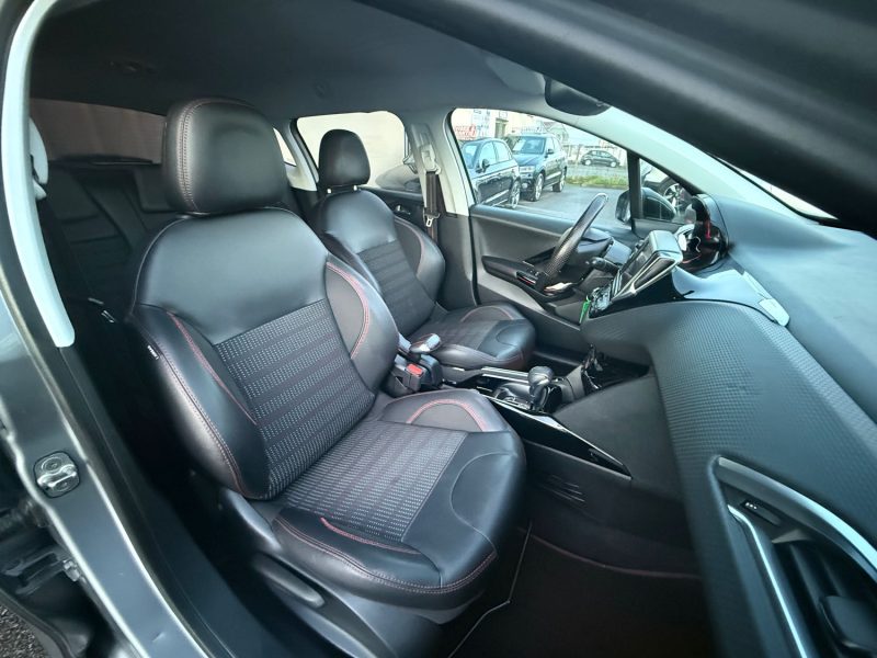 PEUGEOT 2008 GT LINE BOITE AUTOMATIQUE 1.2 PURETECH 110CV 2017