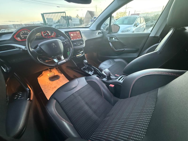 PEUGEOT 2008 GT LINE BOITE AUTOMATIQUE 1.2 PURETECH 110CV 2017