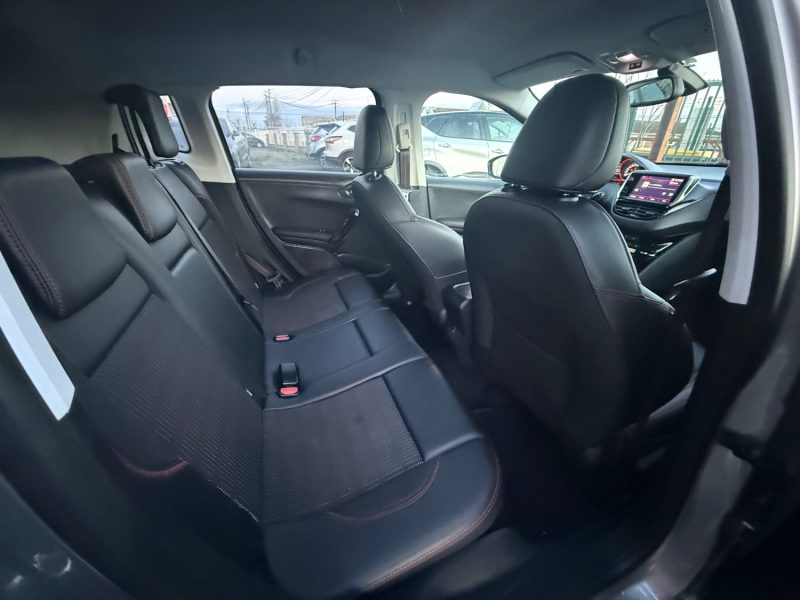 PEUGEOT 2008 GT LINE BOITE AUTOMATIQUE 1.2 PURETECH 110CV 2017