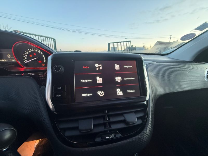 PEUGEOT 2008 GT LINE BOITE AUTOMATIQUE 1.2 PURETECH 110CV 2017