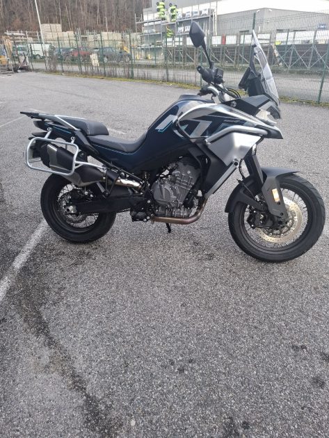 CF MOTO MT 800 SPORT +