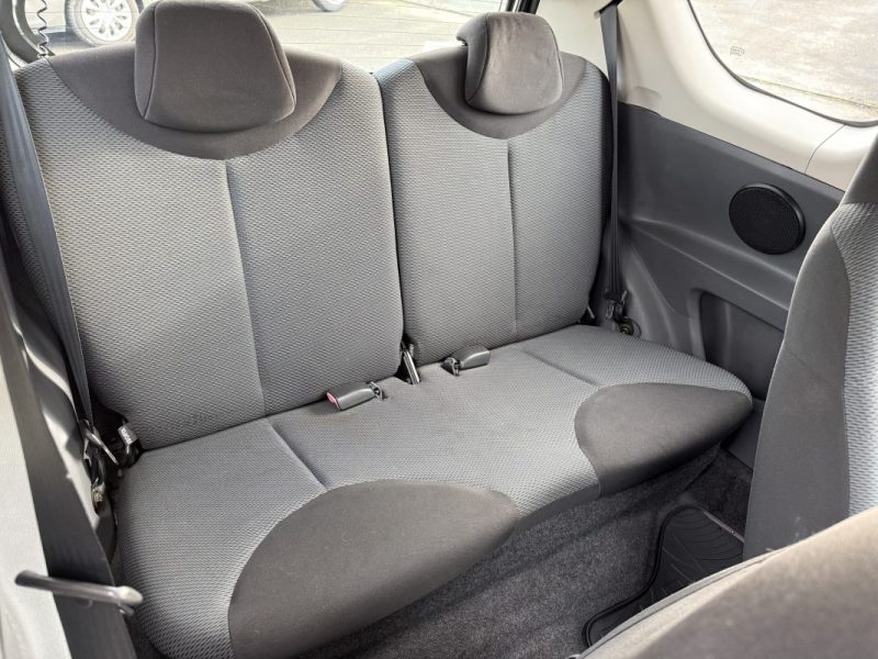 TOYOTA AYGO 1.0 VVT-i 68 ch Confort Pack – CHAÎNE – Économique – Révisée & Garantie 6 mois 