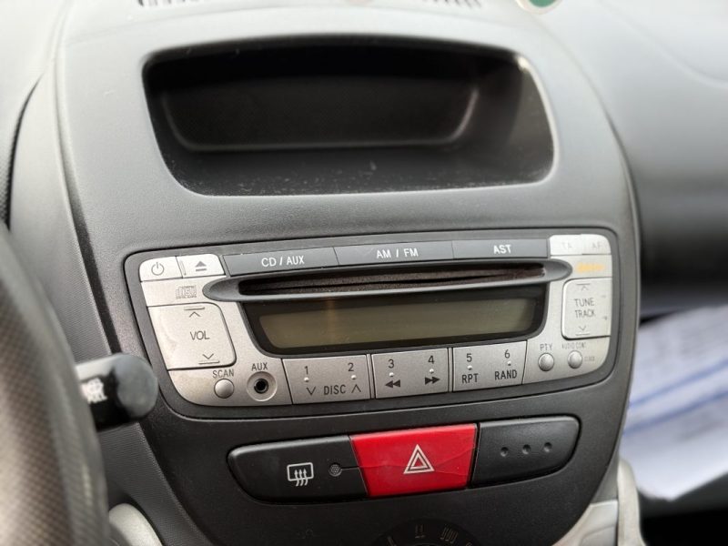 TOYOTA AYGO 1.0 VVT-i 68 ch Confort Pack – CHAÎNE – Économique – Révisée & Garantie 6 mois 
