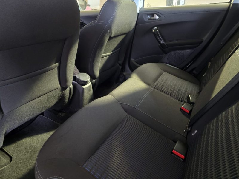 PEUGEOT 208 82Cv 1.2 ACTIVE S&S DISTIBUTION OK