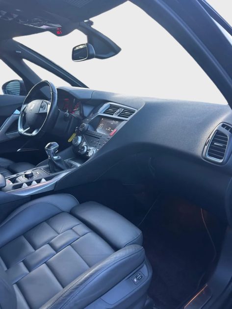 CITROEN DS5 1.6 THP 16V 200CH SPORT CHIC 