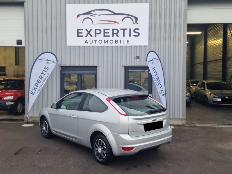 FORD FOCUS 1.6 i PACK CONCEPT 100CV 