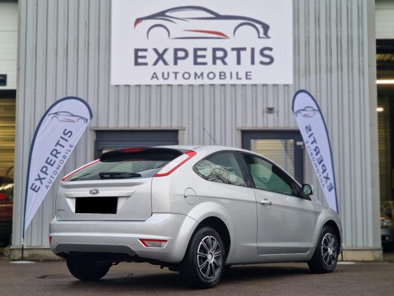 FORD FOCUS 1.6 i PACK CONCEPT 100CV 