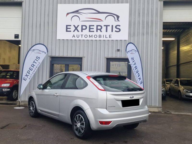 FORD FOCUS 1.6 i PACK CONCEPT 100CV 