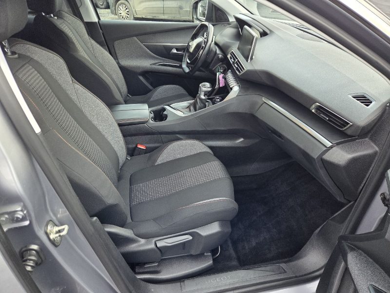 PEUGEOT 3008 II BLUEHDI 130CH ACTIVE BUSINESS 2018 98880 KM 