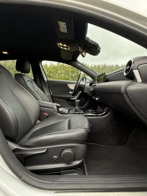 MERCEDES CLASSE A180 136ch PROGESSIVE LINE / CAMÉRA DE RECUL / SIÈGES CHAUFFANTS