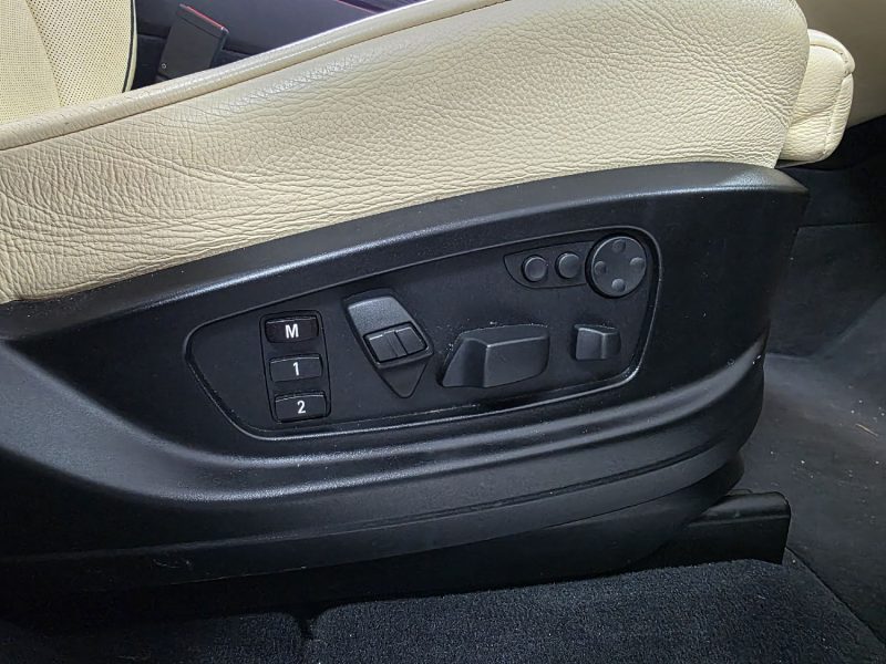 B.M.W. X5 XDRIVE40DA 306CH EXCELLIS ANNEE 2012 207000KM
