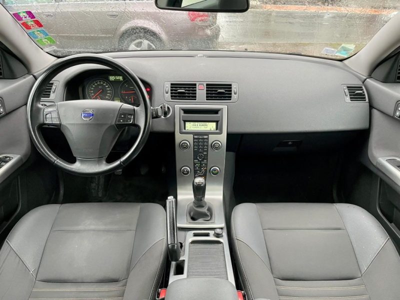 VOLVO S40 1.6D 110 MOMENTUM 