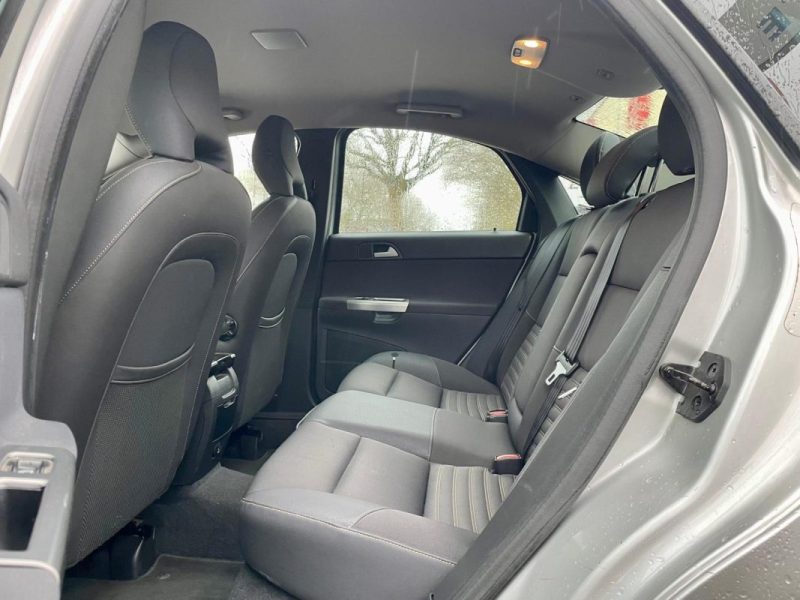 VOLVO S40 1.6D 110 MOMENTUM 