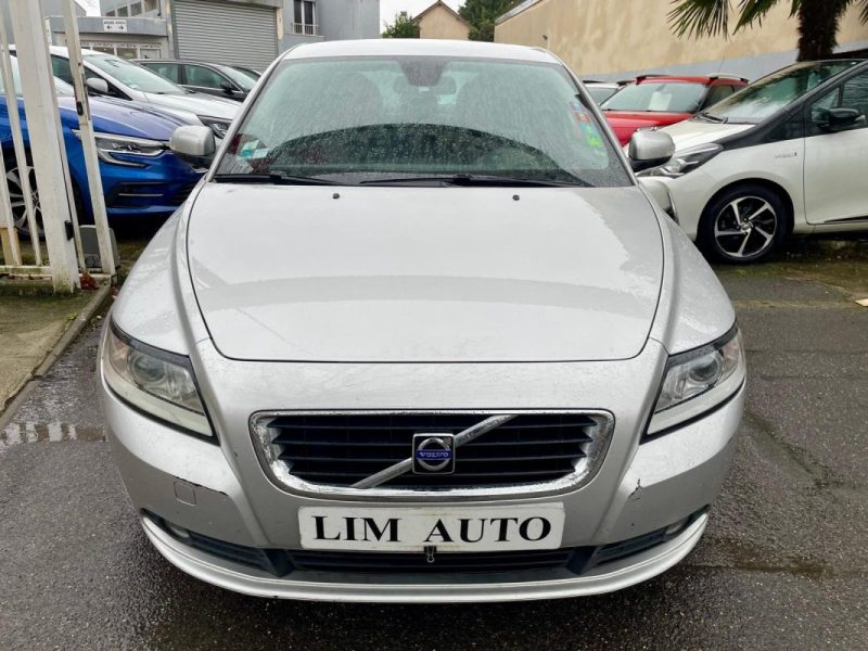 VOLVO S40 1.6D 110 MOMENTUM 