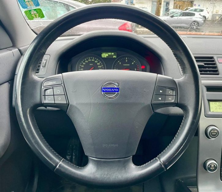 VOLVO S40 1.6D 110 MOMENTUM 