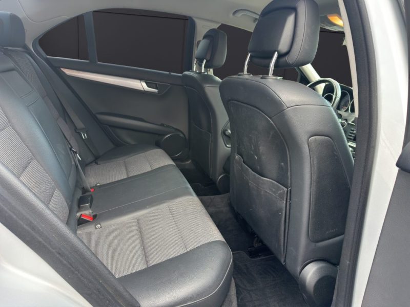 MERCEDES CLASSE C III 220 CDI BLUEEFFINCIENCY AVANTGARDE EXECUTIVE 7G-TRONIC