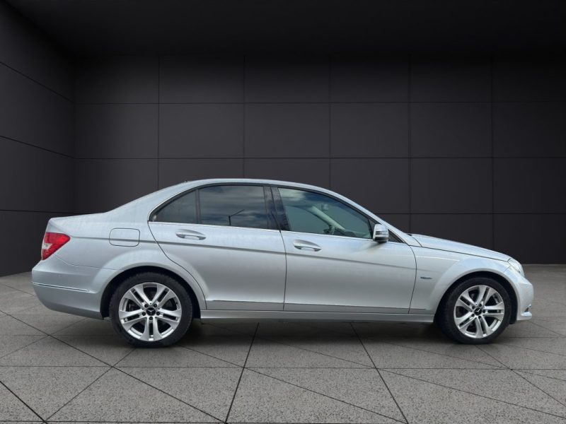 MERCEDES CLASSE C III 220 CDI BLUEEFFINCIENCY AVANTGARDE EXECUTIVE 7G-TRONIC