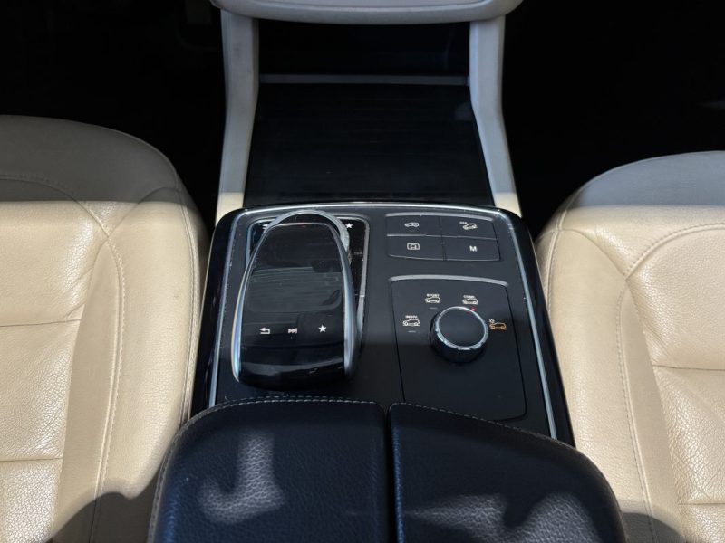 MERCEDES BENZ CLASSE GLE AMG LINE 3.0 V6 258 / KEYLESS / CARPLAY / CAMERA 360 / VOLANT CHAUFFANT 