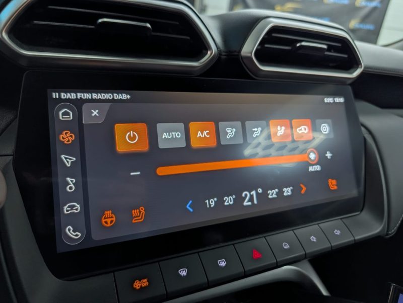 MG ZS 1.5 HYBRID+ 197 cv LUXURY 