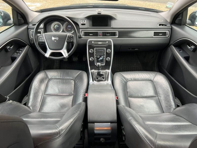 VOLVO V70 D3 136 CH START&STOP MOMENTUM