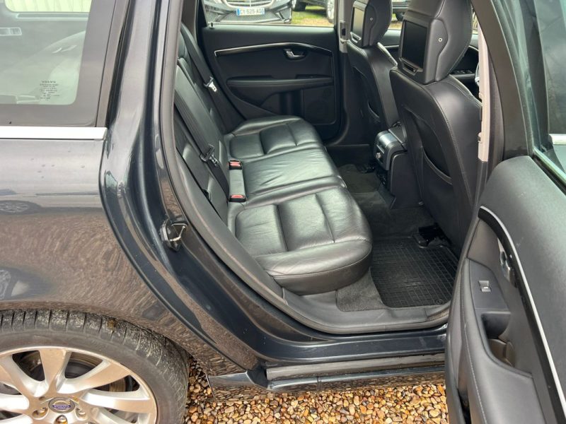 VOLVO V70 D3 136 CH START&STOP MOMENTUM