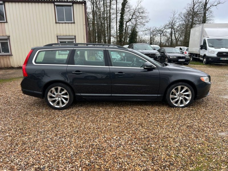 VOLVO V70 D3 136 CH START&STOP MOMENTUM