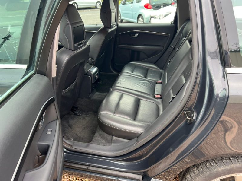 VOLVO V70 D3 136 CH START&STOP MOMENTUM