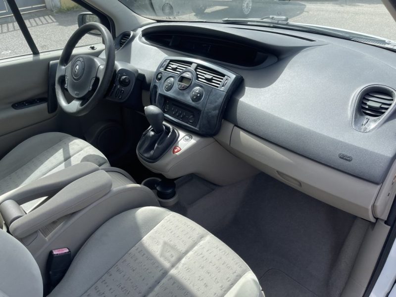 RENAULT MEGANE SCENIC BOITE AUTO CT OK GARANTIE