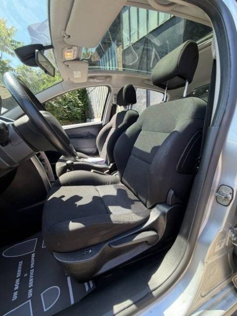 PEUGEOT 207 - 1.4e 75ch Urban - 2006 - 83 263Kms - Distrib Ok - Suivit Complet PEUGEOT