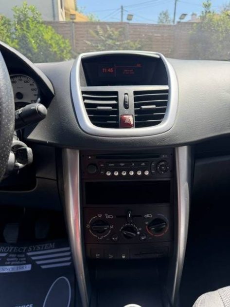 PEUGEOT 207 - 1.4e 75ch Urban - 2006 - 83 263Kms - Distrib Ok - Suivit Complet PEUGEOT
