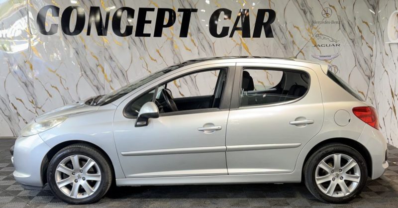 PEUGEOT 207 - 1.4e 75ch Urban - 2006 - 83 263Kms - Distrib Ok - Suivit Complet PEUGEOT