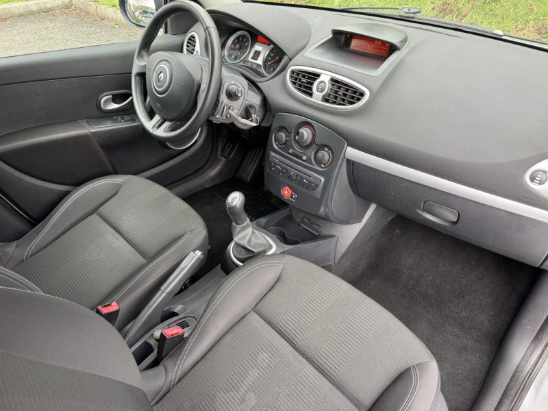 RENAULT CLIO 1.2 DYNAMIQUE 75 2009