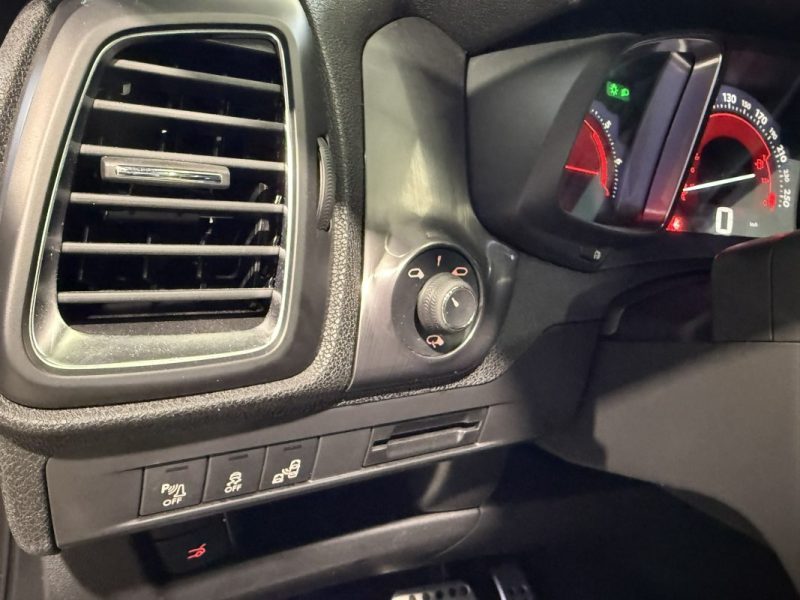 DS DS5 2.0 BLUE HDI 180CH SPORT CHIC  