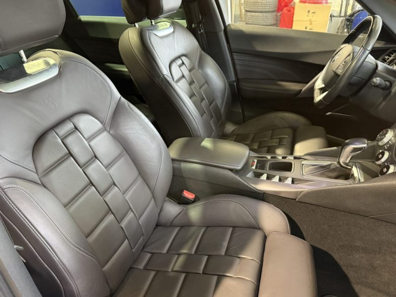 DS DS5 2.0 BLUE HDI 180CH SPORT CHIC  