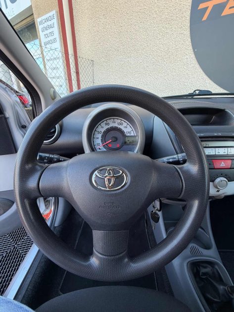 TOYOTA AYGO 1.0 68CH CLIM 