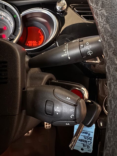 Citroën DS3 1.6 VTi Chic – Look Sébastien Loeb – CarPlay – Caméra de recul – garantie 12mois 