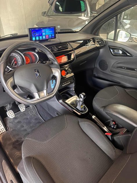 Citroën DS3 1.6 VTi Chic – Look Sébastien Loeb – CarPlay – Caméra de recul – garantie 12mois 