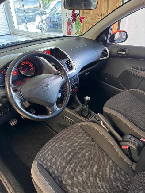 Peugeot 206+ 1.1 Essence 60ch – 5 portes – 70 000 km – Garantie 12 mois - distribution neuve 