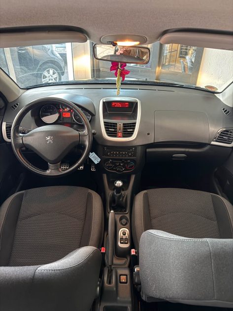 Peugeot 206+ 1.1 Essence 60ch – 5 portes – 70 000 km – Garantie 12 mois - distribution neuve 