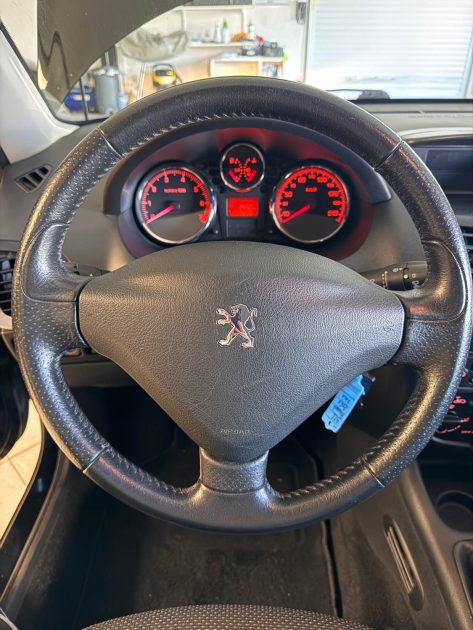 Peugeot 206+ 1.1 Essence 60ch – 5 portes – 70 000 km – Garantie 12 mois - distribution neuve 