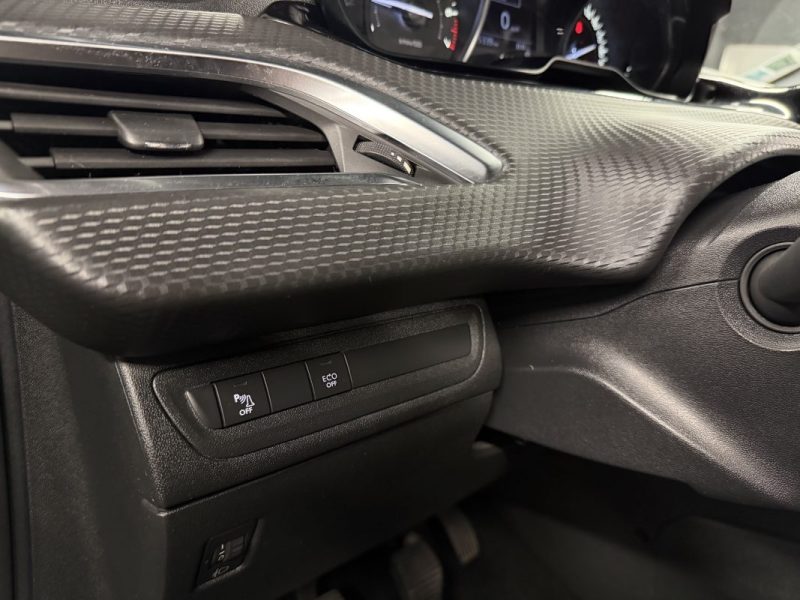 PEUGEOT 208 PHASE 2 ALLURE 1.2 82 Cv ECRAN GPS APPLE CARPLAY & ANDROID AUTO - GARANTIE 1 AN