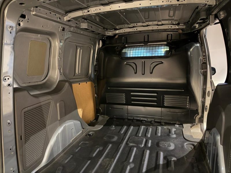FORD TRANSIT Connect L1 1.5 ECOBLUE 120 BVA TREND BA PH2 CAMERA  / 1ERE MAIN / PRIX HT 