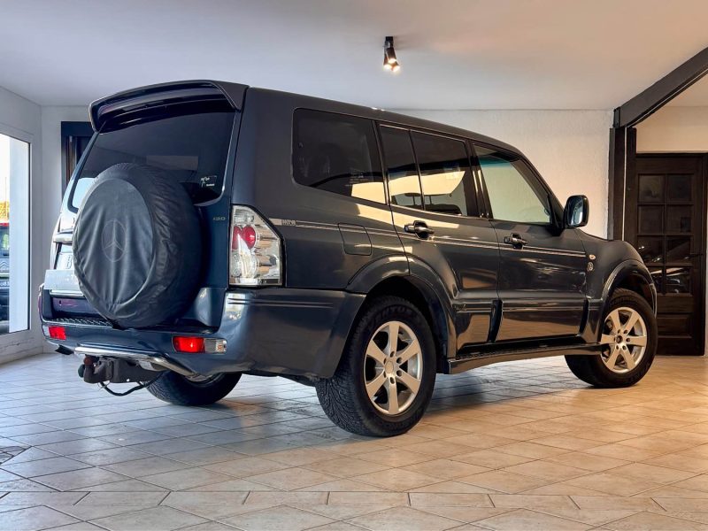 MITSUBISHI PAJERO 3.2 DI-D DAKAR – BOÎTE AUTO – GARANTIE 12 MOIS