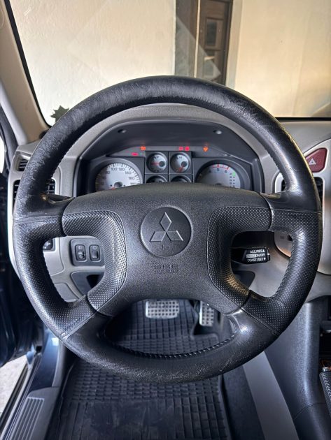 MITSUBISHI PAJERO 3.2 DI-D DAKAR – BOÎTE AUTO – GARANTIE 12 MOIS