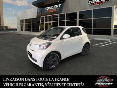 TOYOTA iQ iQ 68 VVT-i - 71 100Kms - Premier Main - 4 Place - Parfait Etat - Distrib ok - Suivit Comp