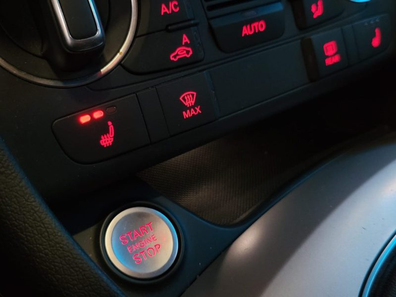 AUDI Q3 SPORTBACK 1.4 TFSI 125cv AMBIENTE BVM6 KEYLESS / SIÈGES CHAUFFANTS 2017