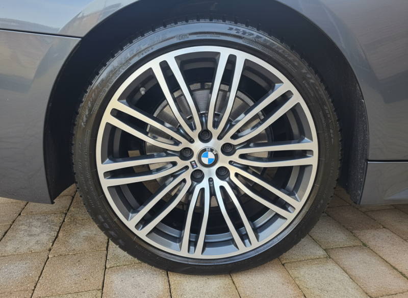 BMW SERIE 5 520D M SPORT X DRIVE 190 ch